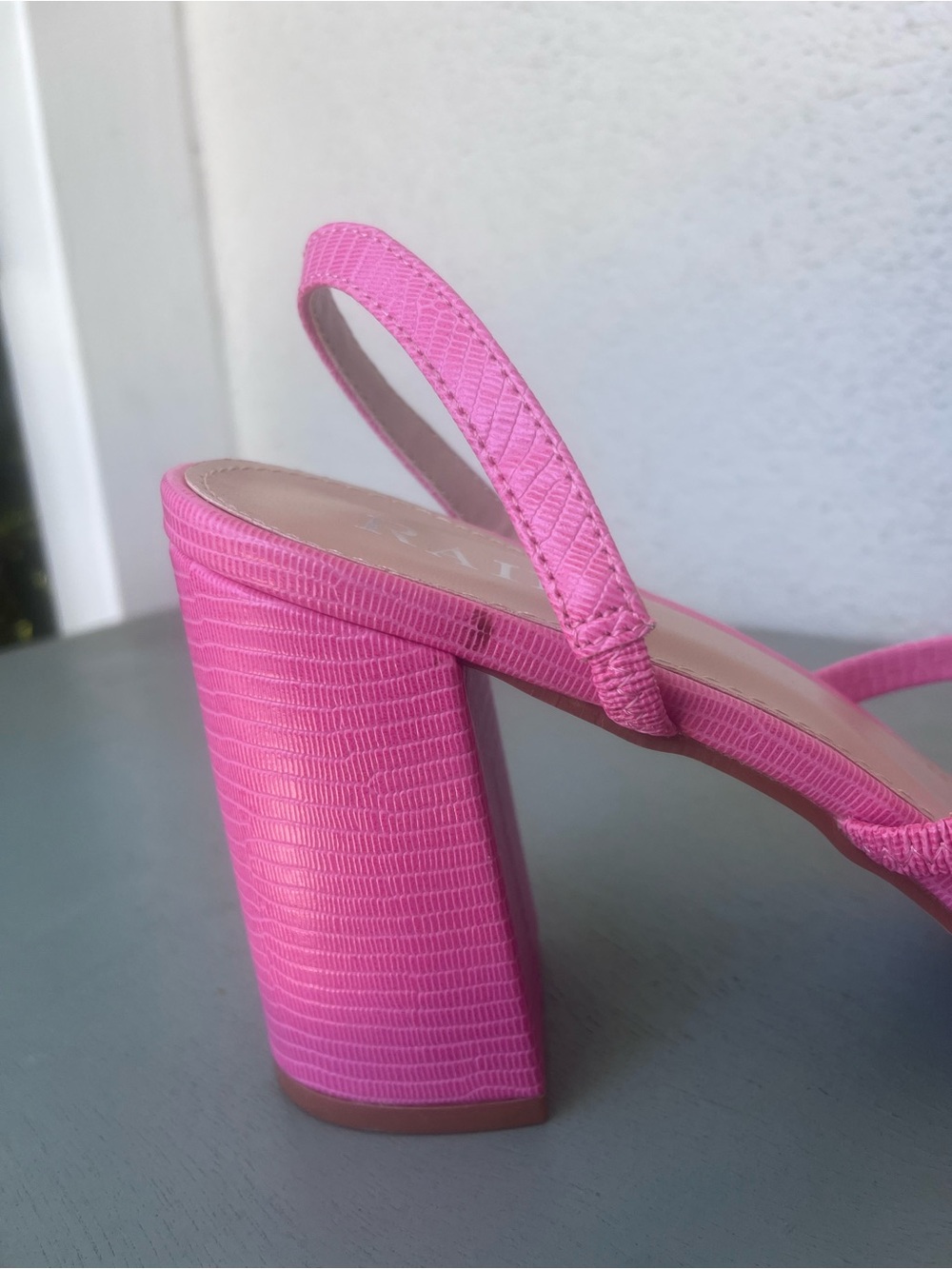 Pink Strappy Block Heel Sandals Faux Croc, NWOT - Picture 7 of 8